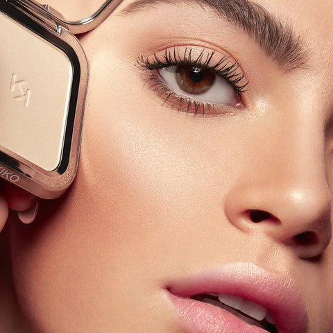 glow fusion powder highlighter - 01 Brilliant Champagne