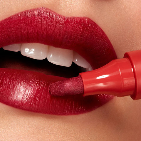 long lasting colour lip marker - 105 True Red