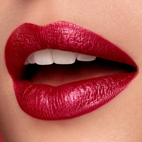 metal liquid lip colour - 05 Classic Red